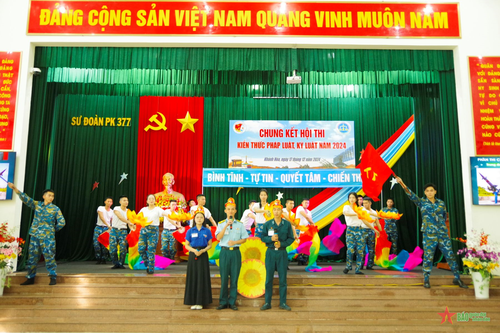 Nâng cao kiến thức pháp luật, kỷ luật cho bộ đội ở Sư đoàn 377
