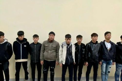 Mâu thuẫn trên mạng, nhóm đối tượng đánh người đến chấn thương sọ não