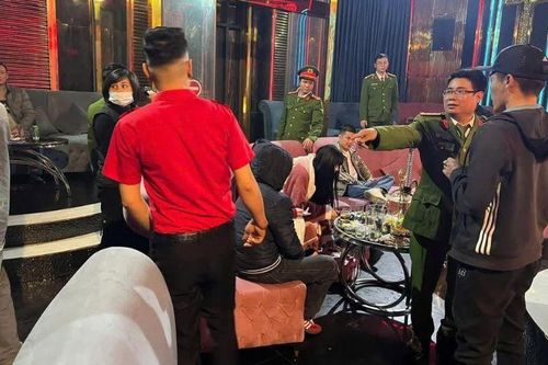 7 đối tượng dương tính với ma túy tại quán bar Monaco Louge ở Vĩnh Phúc