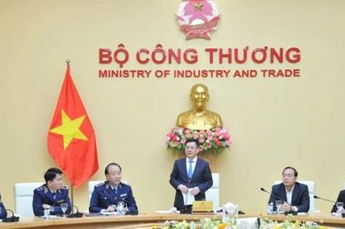 Bộ trưởng Công Thương: Tổng cục Quản lý thị trường không được bê trễ trong dịp Tết