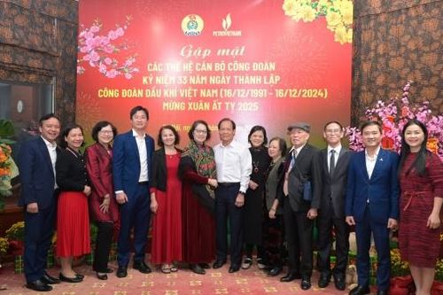 CĐ DKVN gặp mặt, tri ân các thế hệ cán bộ Công đoàn khu vực phía Bắc