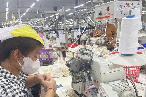 Mức lương cao nhất trong các doanh nghiệp ở Nghệ An là hơn 63 triệu đồng/tháng
