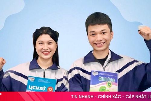 Hai thủ khoa trong một ngôi trường chia sẻ 'bí quyết' học tập