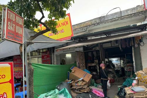 Điểm thu mua, tập kết phế liệu - nỗi lo cháy nổ trong lòng thành phố