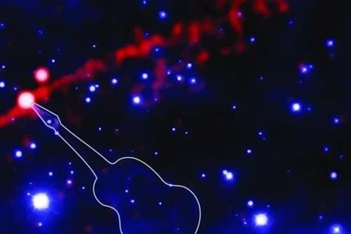 Ảnh độc từ NASA: Cấu trúc lạ hình đàn guitar đang phun lửa