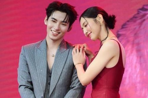 Hùng Huỳnh - Nam ca sĩ Việt đang bị 'tẩy chay' mạnh nhất lúc này