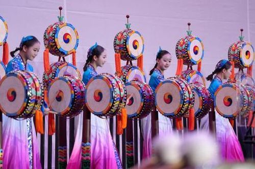 Lễ hội Trống và buổi hòa nhạc 'Một Nhịp Đập, Một Thế Giới' sôi động tại Hồng Kông