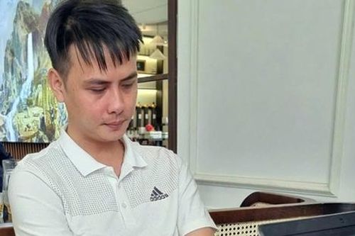 'Phi công trẻ' dọa tung clip nóng tống tiền người tình 1 tỷ đồng