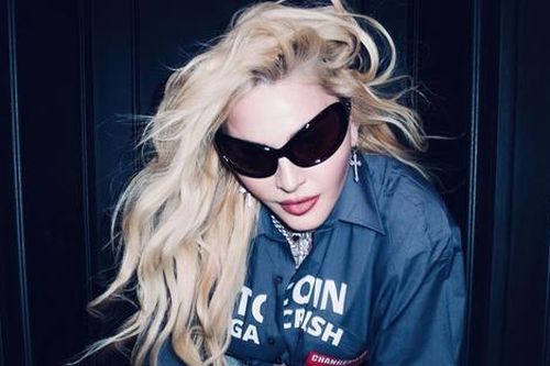 Nể phục 'Nữ hoàng nhạc Pop' Madonna ở tuổi U70