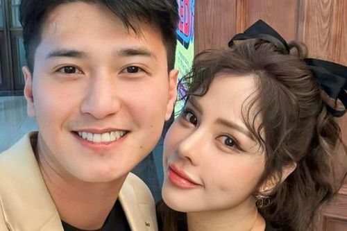 Vợ Huỳnh Anh đăng đàn sau nghi vấn chia tay: 'Mong ở cạnh một người xót xa khi mình rơi lệ'