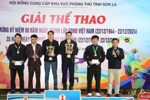 Bế mạc Giải thể thao chào mừng 80 năm Ngày thành lập Quân đội nhân dân Việt Nam