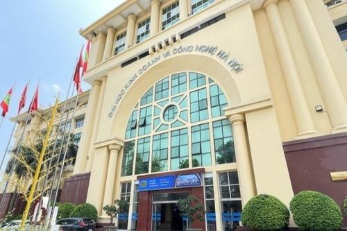 Bộ GD-ĐT ra văn bản chấn chỉnh Trường ĐH Kinh doanh và Công nghệ Hà Nội về mở lớp văn bằng 2 Ngôn ngữ Anh không phép