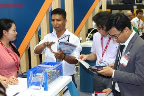 Chậm giải quyết thủ tục: Đừng để doanh nghiệp mãi ám ảnh