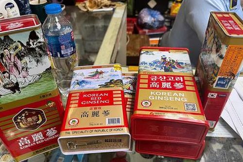 6 quầy thuốc tại chợ thuốc Hapulico đồng loạt bị xử lý