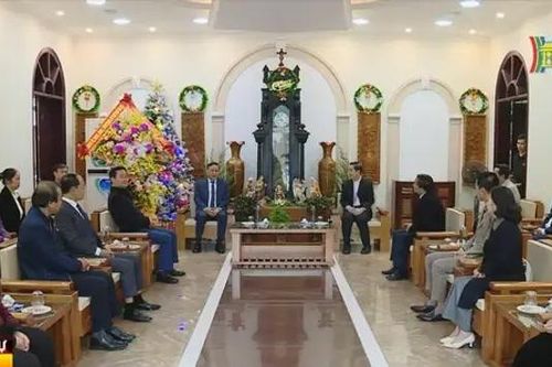 Thành phố luôn tạo điều kiện sinh hoạt tôn giáo lành mạnh