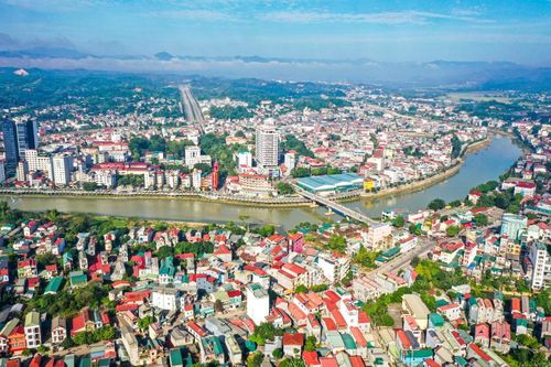 Tự hào miền đất khai sinh quân đội anh hùng, xây dựng Cao Bằng năng động, phát triển nhanh và bền vững