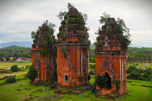 Gần 100 tỷ đồng tu bổ, tôn tạo cụm tháp Chăm cao nhất Đông Nam Á tại Bình Định