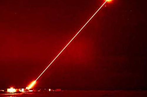 Ukraine triển khai vũ khí laser 'Tryzub' bắn hạ máy bay