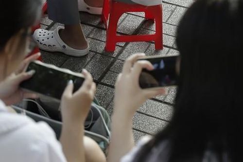 Teen hưởng ứng giờ ra chơi không điện thoại: Thời gian cho những điểm chạm thú vị