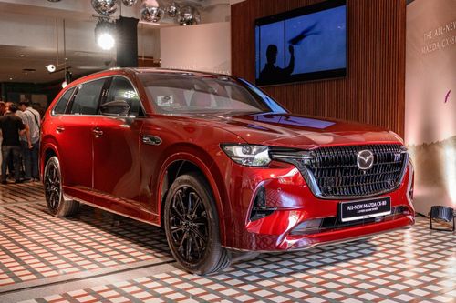 Cận cảnh Mazda CX-80 e-Skyactiv PHEV ra mắt tại Singapore