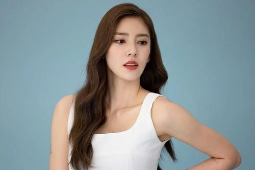Son Dam Bi mang thai