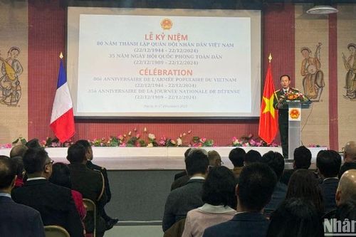 Kỷ niệm trọng thể 80 năm thành lập Quân đội nhân dân Việt Nam tại Pháp
