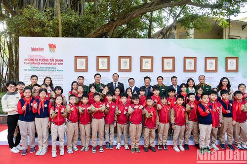 Khai mạc Triển lãm tương tác 'Những trận đánh nổi tiếng, những vị tướng tài danh'