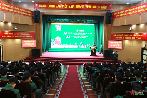 Học viện Quân y: Hơn 300 cán bộ, học viên tham gia chương trình nói chuyện chuyên đề về Quân đội nhân dân Việt Nam