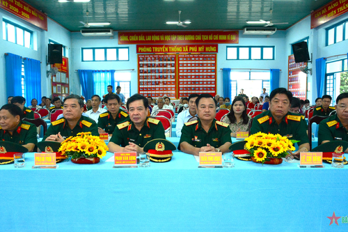 Khối thi đua Quân sự địa phương Quân khu 7 ký kết thi đua năm 2025