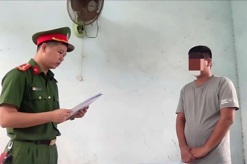 Công an Đà Nẵng liên tiếp bắt 2 vụ buôn bán hàng cấm