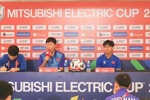 Philippines - Việt Nam (20 giờ ngày 18-12): Vượt 'chảo lửa' Rizal Memorial