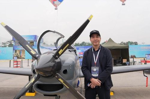 Chiếc máy bay 'made in Việt Nam' ở Triển lãm Quốc phòng quốc tế 2024