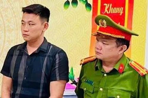 Khởi tố, bắt tạm giam tài xế xe ô tô đánh người giữa đường phố trung tâm TPHCM
