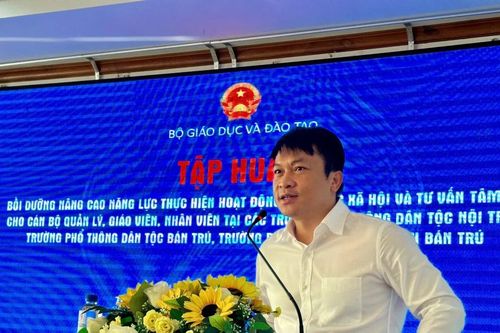 Tập huấn công tác xã hội, tư vấn tâm lý cho các trường phổ thông dân tộc nội trú