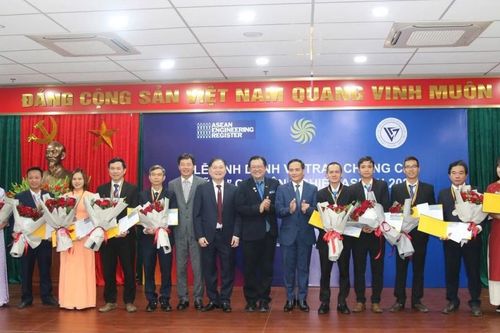 Vinh danh 77 kỹ sư chuyên nghiệp ASEAN năm 2024