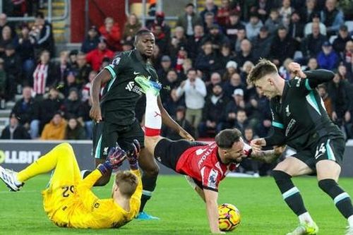 Nhận định Southampton vs Liverpool, 03h00 ngày 19/12: Trút giận lên chủ nhà