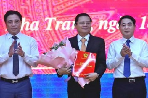 Công bố quyết định của Ban Thường vụ Tỉnh ủy Khánh Hòa về công tác cán bộ