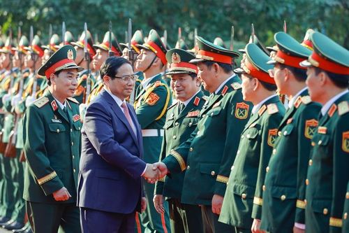 Thủ tướng: Xây dựng Học viện Kỹ thuật quân sự thành thương hiệu có tiếng trong khu vực và thế giới