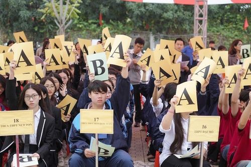 Trường học ở Hà Nội hạn chế tổ chức hoạt động ngoài trời khi rét đậm