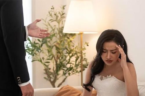 Chê cỗ cưới sơ sài, thông gia to tiếng, khách vội bỏ về