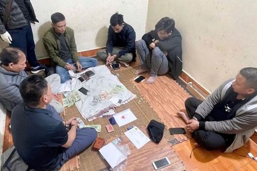 Triệt phá 'boongke' đánh bạc, tổ chức sử dụng trái phép chất ma túy