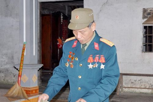 Bộ sưu tập kỷ vật của người lính đặc công xứ Nghệ