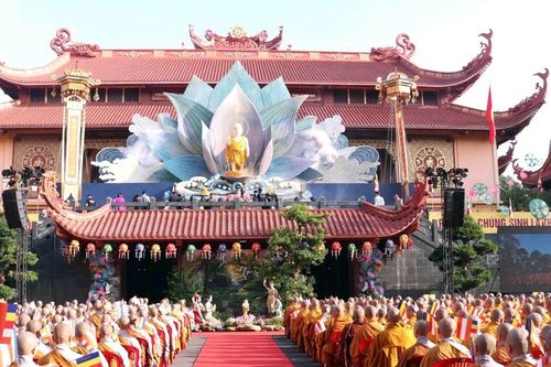 Lòng từ bi - Những món quà quý giá được gửi trao lại trong cuộc sống