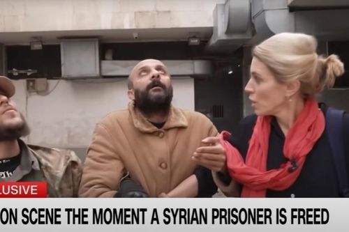 CNN lao đao bởi bản tin 'giải cứu tù nhân' Syria