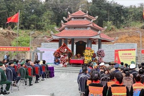 Khánh thành Nhà bia ghi tên các anh hùng, liệt sĩ xã Ma Li Pho
