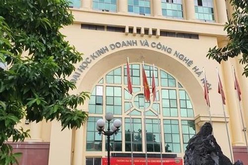 Trường Đại học Kinh doanh và Công nghệ đào tạo 'chui': Hành vi coi thường pháp luật