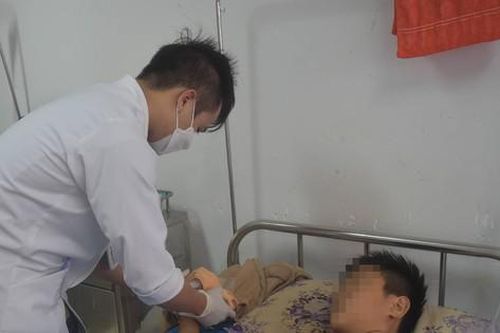 Học sinh chế tạo pháo nổ: Mối nguy hiểm đến từ mạng xã hội