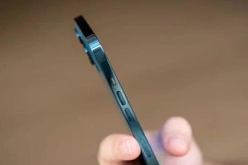 Mẫu iPhone ra mắt 4 năm mà cấu hình vẫn 'đỉnh nóc' gần bằng thế hệ mới: Giá máy cũ chỉ 10 triệu