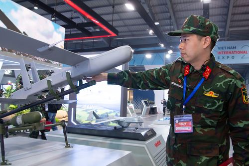 UAV bay 1.000 km trang bị vũ khí tấn công chính xác cao 'Make in Vietnam' lần đầu xuất hiện