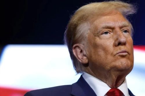 Ông Trump kiện báo Mỹ vì 'can thiệp bầu cử'